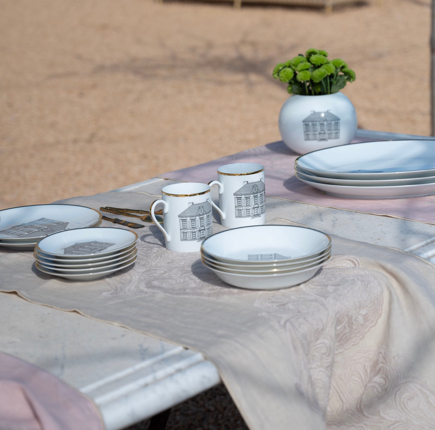 Plato hondo · Porcelana de Limoges · Diseño Casa Lo de Manuela