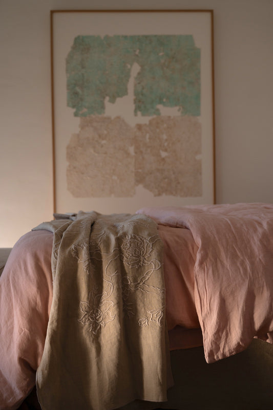 Plaid Bordado · Puro Lino Lavado · Diseño Paisley · Color beige