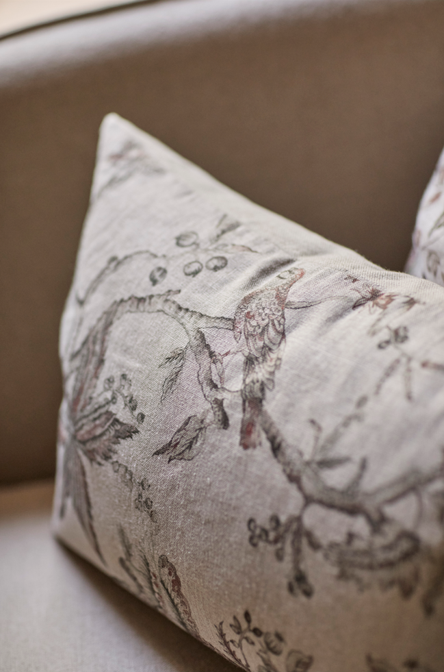 Cojín Estampado · Puro Lino Lavado · Toile Pájaros y Paisley