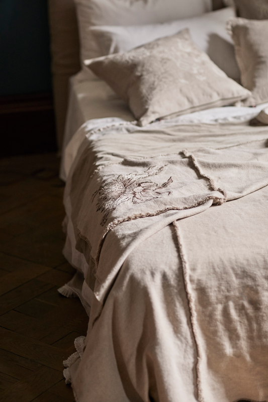 Plaid bordado · Puro Lino Lavado · Cardeña